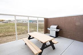 Service Plus Inns & Suites Drayton Valley