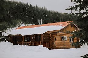 Glacier House Resort