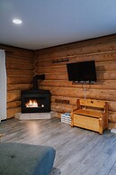 Glacier House Resort