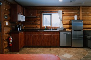 Glacier House Resort