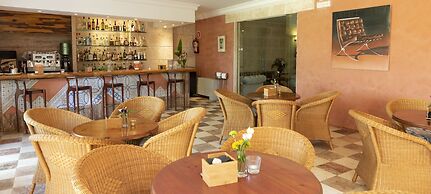 Casal Santa Eulàlia Hotel