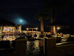 Villa Manos