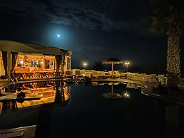 Villa Manos