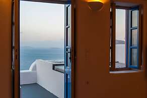 Chroma Suites