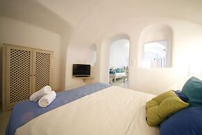 Chroma Suites