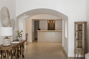 Aqua Luxury Suites