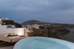 Aqua Luxury Suites