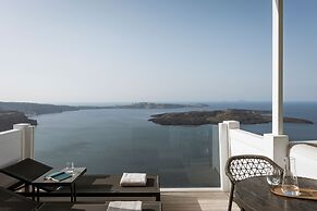 Aqua Luxury Suites
