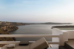 Aqua Luxury Suites