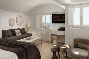 Aqua Luxury Suites