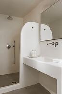 Aqua Luxury Suites