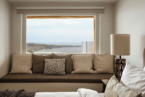 Aqua Luxury Suites