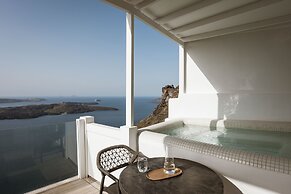 Aqua Luxury Suites
