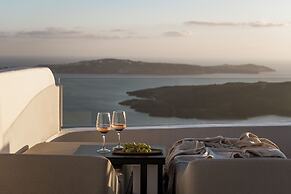 Aqua Luxury Suites