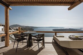 Aqua Luxury Suites