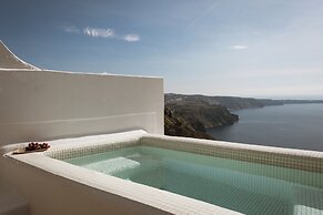 Aqua Luxury Suites