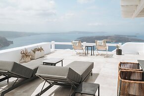 Aqua Luxury Suites