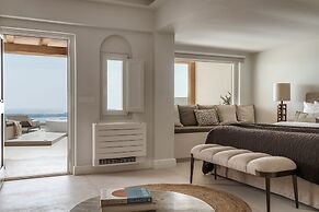 Aqua Luxury Suites