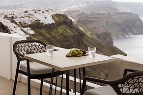 Aqua Luxury Suites
