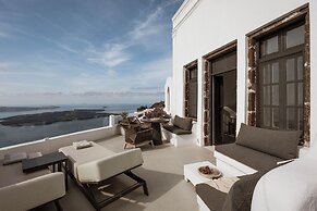 Aqua Luxury Suites