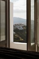 Aqua Luxury Suites