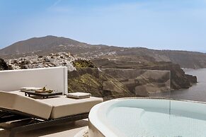 Aqua Luxury Suites
