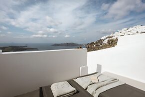 Aqua Luxury Suites
