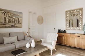 Aqua Luxury Suites