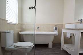 Summerwood Guest House