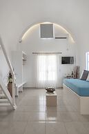 Bella Santorini