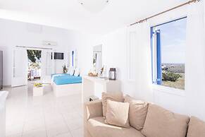 Bella Santorini