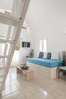 Bella Santorini
