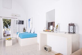 Bella Santorini