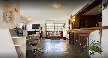 Hotel Camelot
