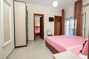 Stratos Hotel