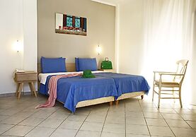Stratos Hotel