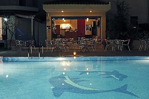 Stratos Hotel