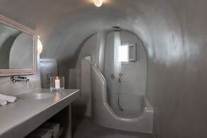 Adamant Suites