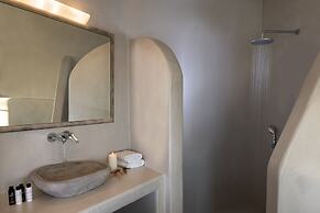 Adamant Suites