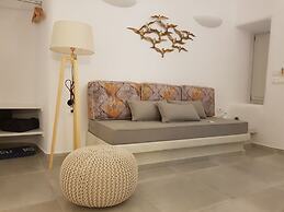 Adamant Suites