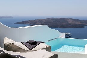 Adamant Suites