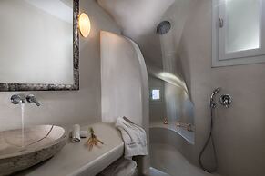 Adamant Suites