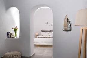 Adamant Suites