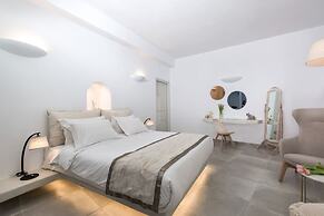 Adamant Suites