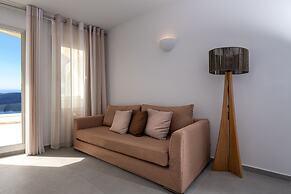 Adamant Suites