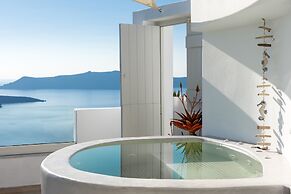 Adamant Suites