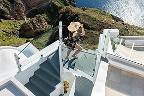 Adamant Suites