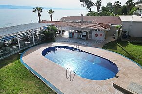 Hanioti Grandotel Hotel
