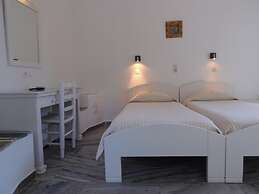 Hotel Manos