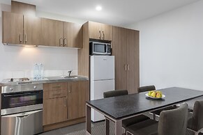 Nesuto St Martins Apartment Hotel